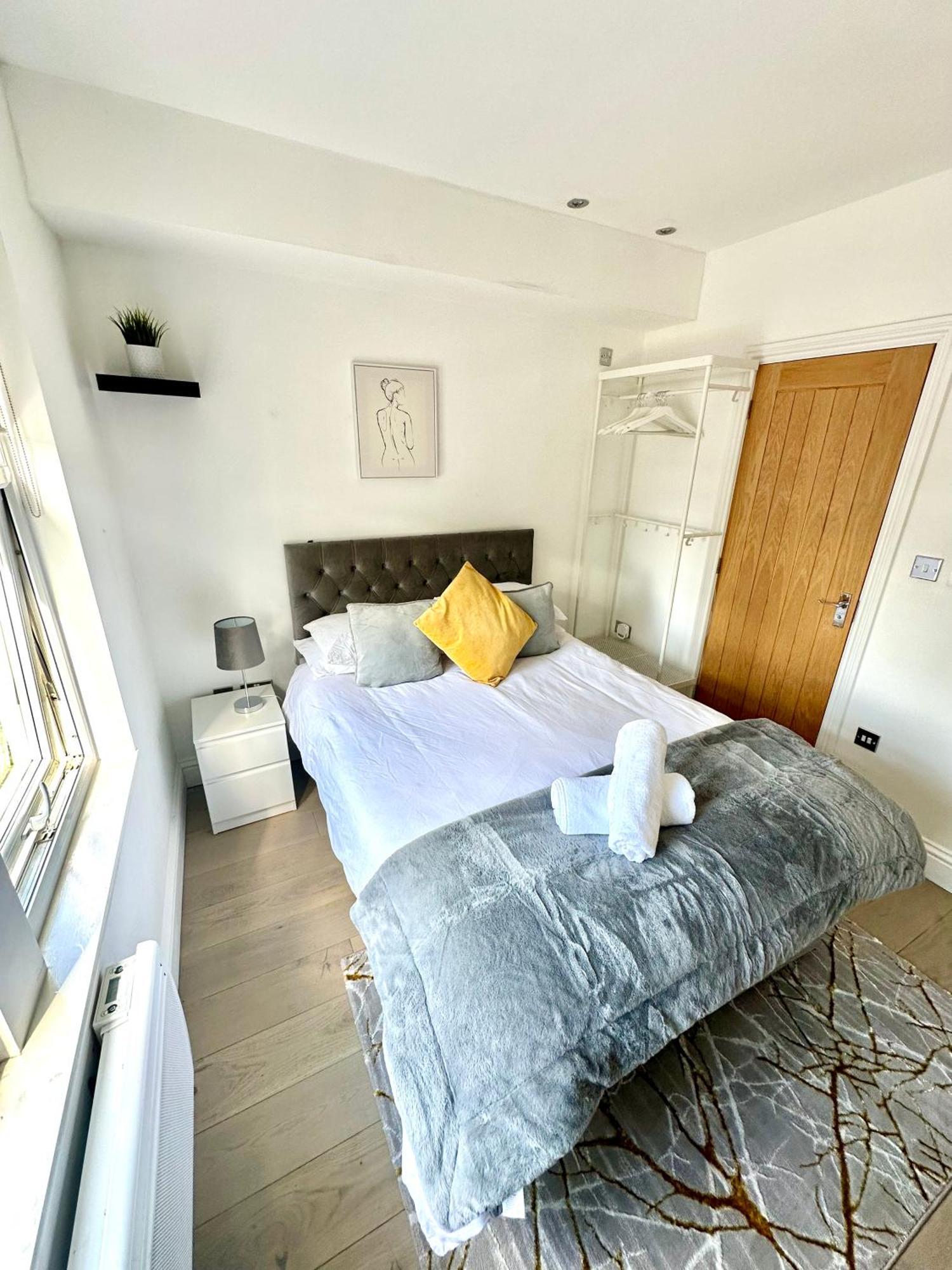 לונדון Cosy En-Suite Room In Stratford מראה חיצוני תמונה